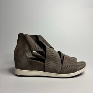 Eileen Fisher Voice Wedge Sandal In Graphite Tumbled Nubuck